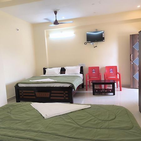 Hotel Vishnu Grand Tirupati Exterior photo