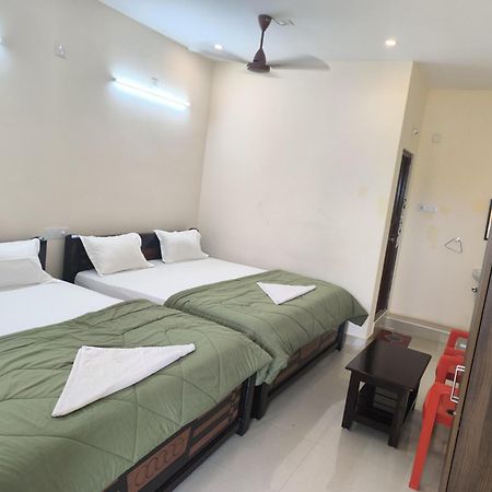 Hotel Vishnu Grand Tirupati Exterior photo