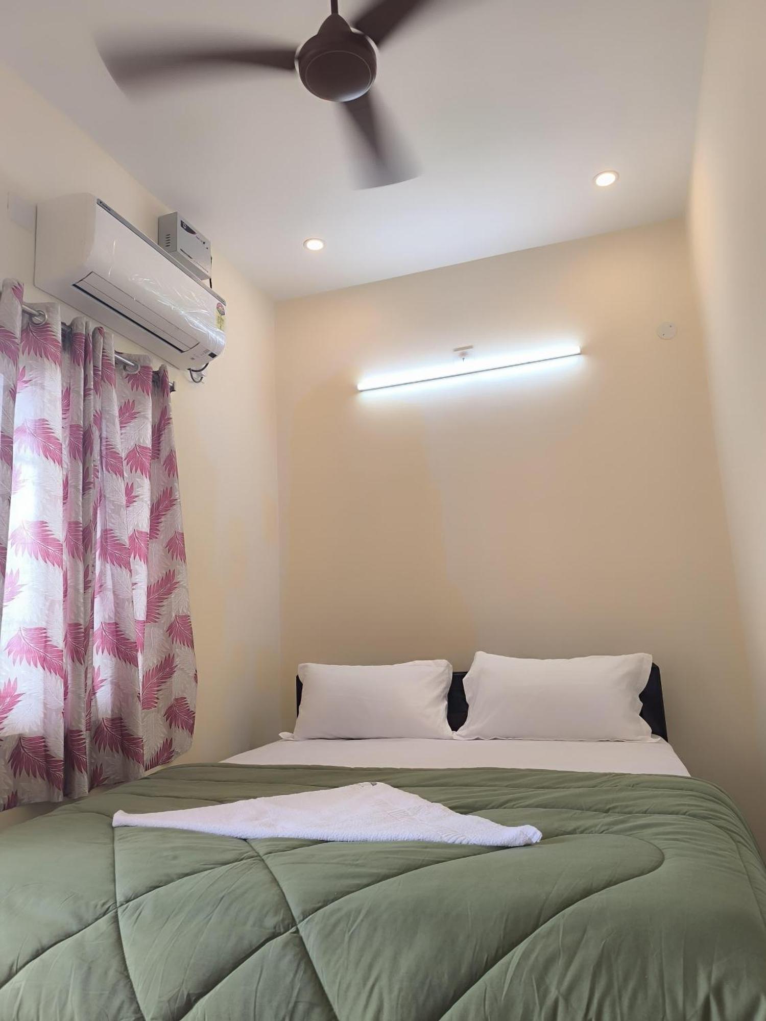 Hotel Vishnu Grand Tirupati Exterior photo